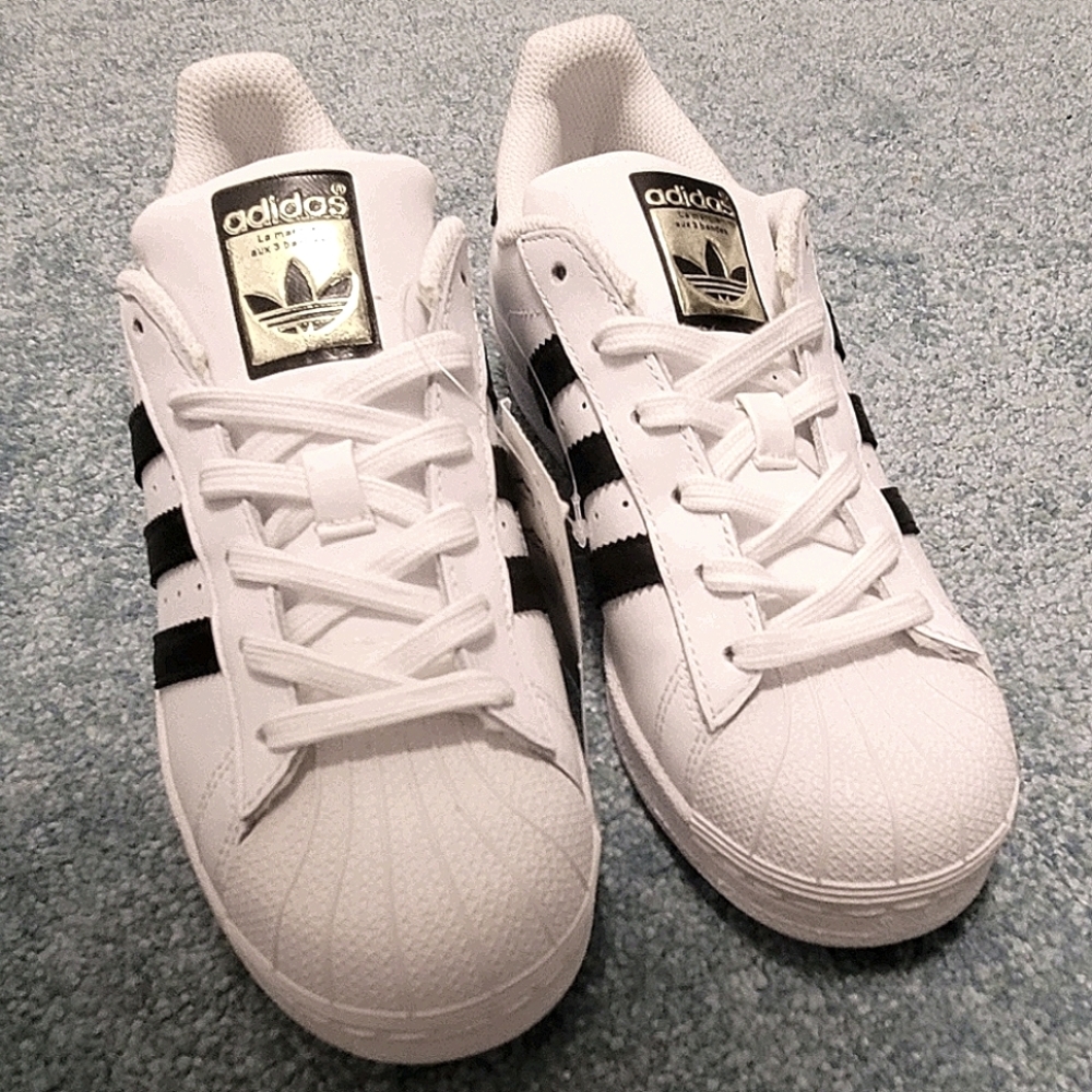 ADIDAS Superstar Size 6 NWT